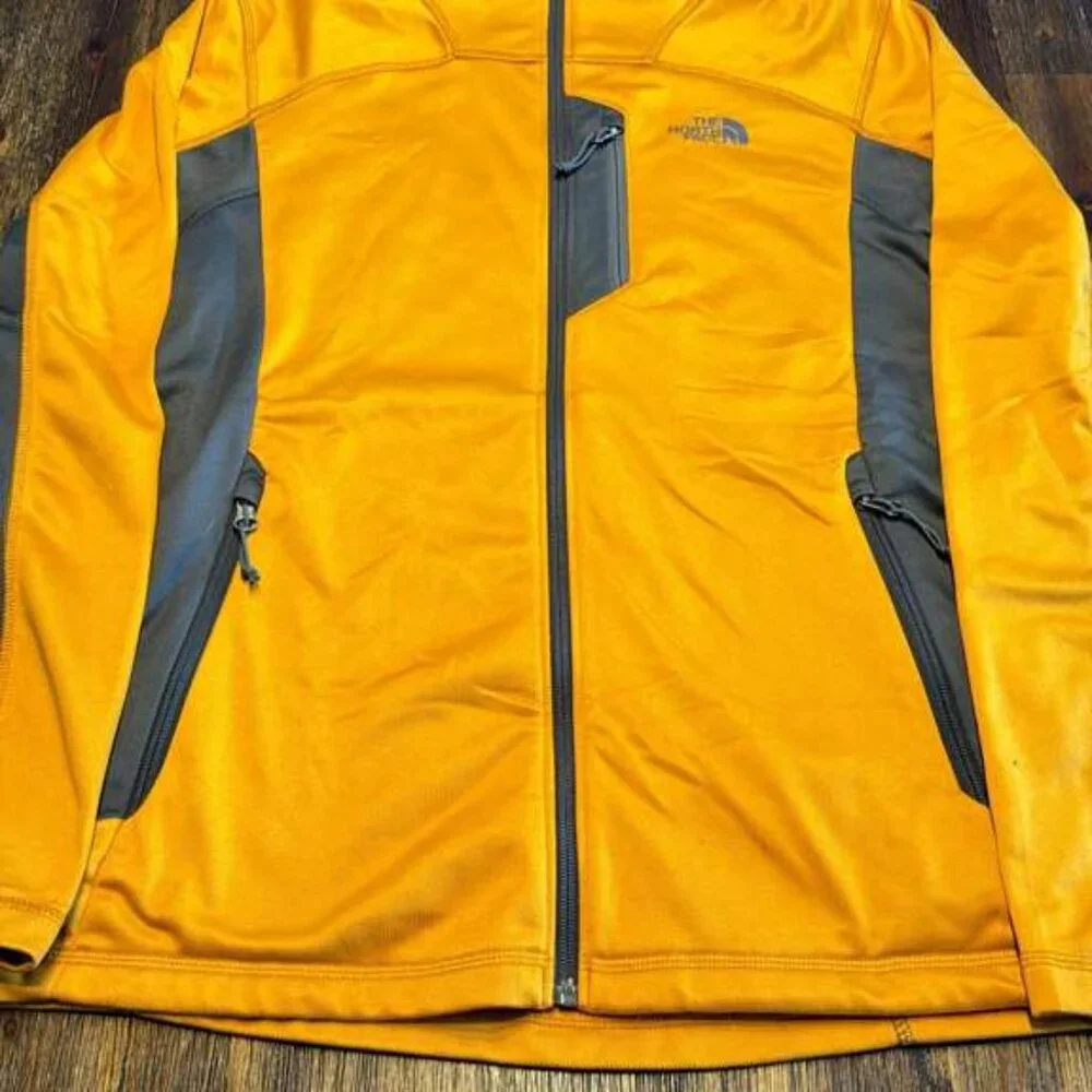 North Face Sweat Shirt - Picture 3 of 4